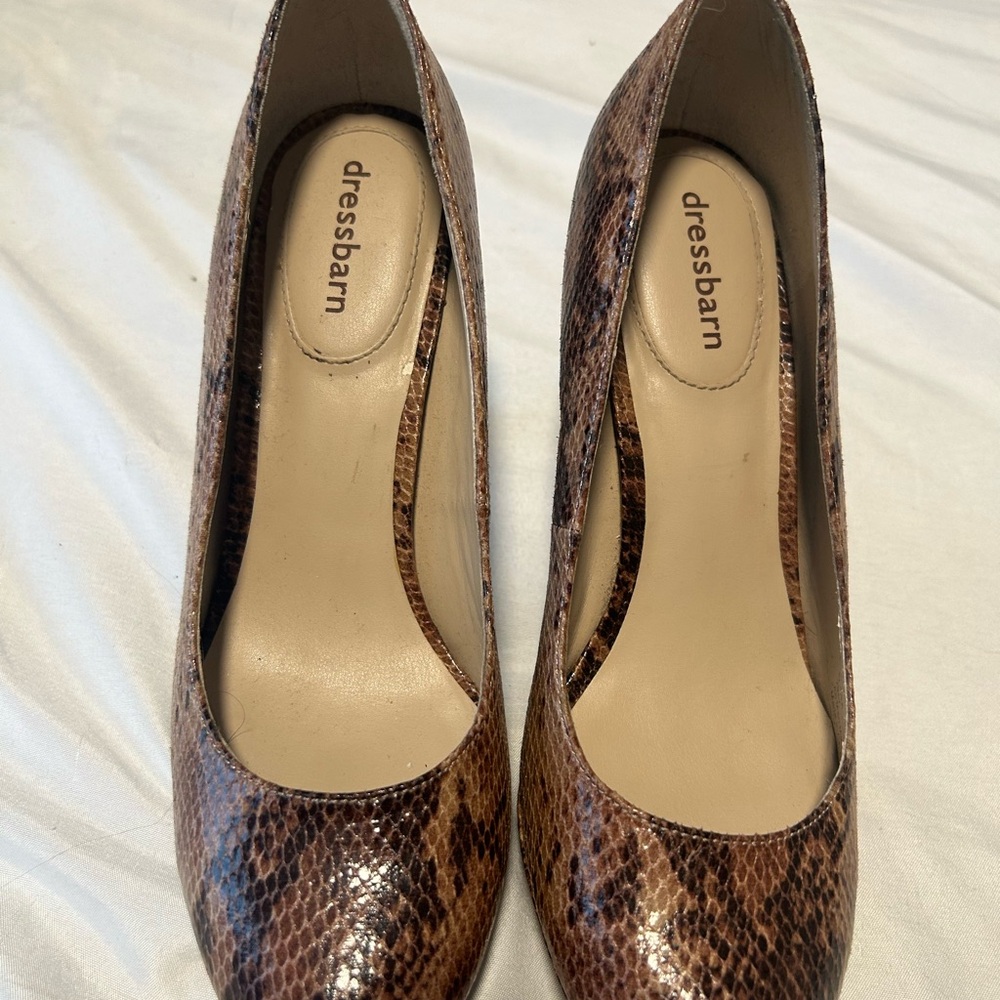 Dressbarn Brown Heels with Snakeskin Pattern